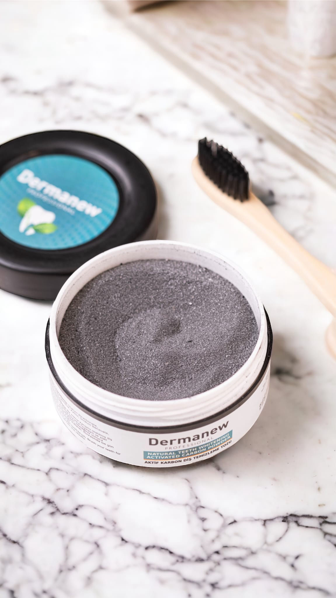 Karbon Diş Temizleme Tozu - "Aktif Karbon Mucizesi ile Bembeyaz Gülüşler."