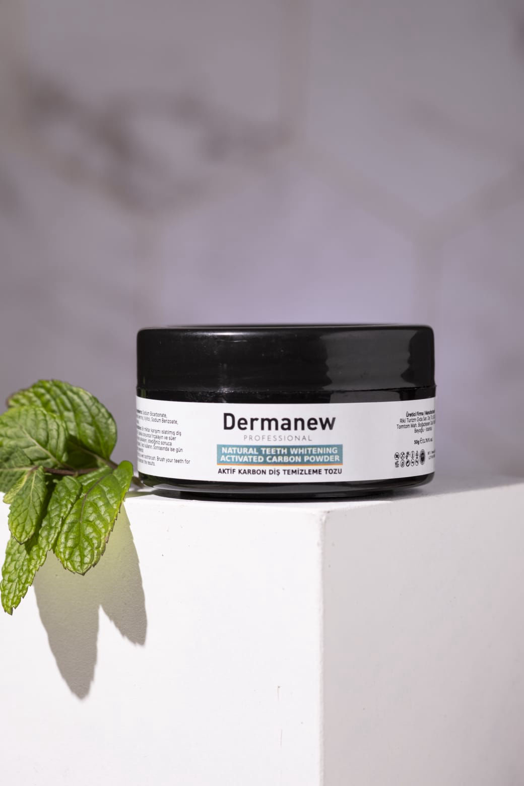 Karbon Diş Temizleme Tozu - "Aktif Karbon Mucizesi ile Bembeyaz Gülüşler."